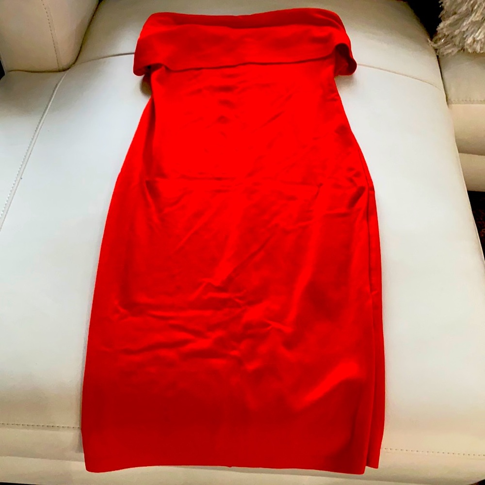 Bebe beautiful midi strapless stretch dress.